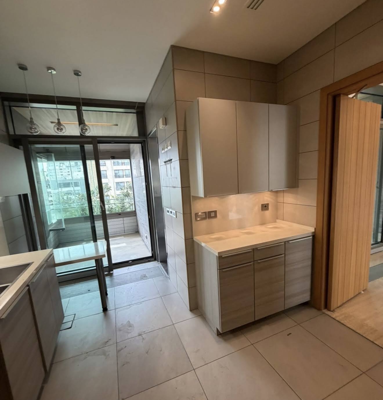SKYGATE | FOR SALE | ACHRAFIEH