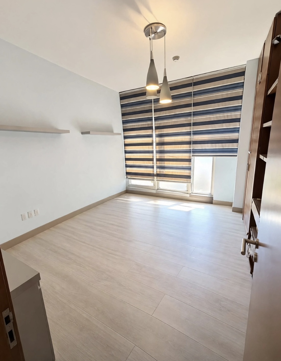 Screenshot BEIRUT TOWER | FOR SALE | DOWNTOWN | BEIRUT | LEBANON