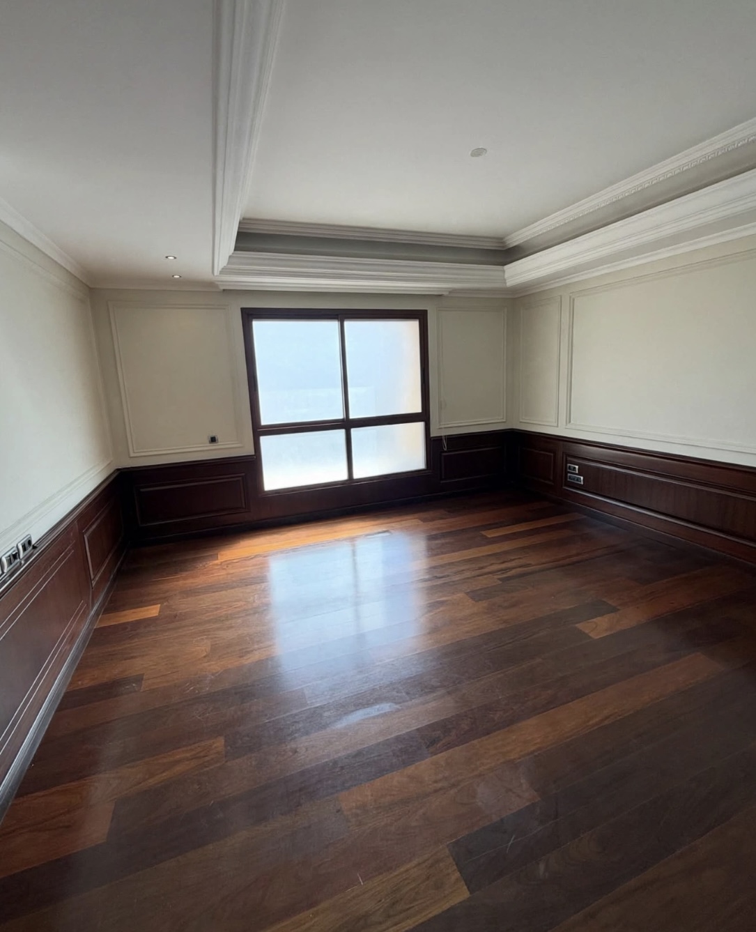 Screenshot HIGH FLOOR | UPGRADED | APARTMENT FOR RENT | DOWNTOWN | BEIRUT | SOLIDERE