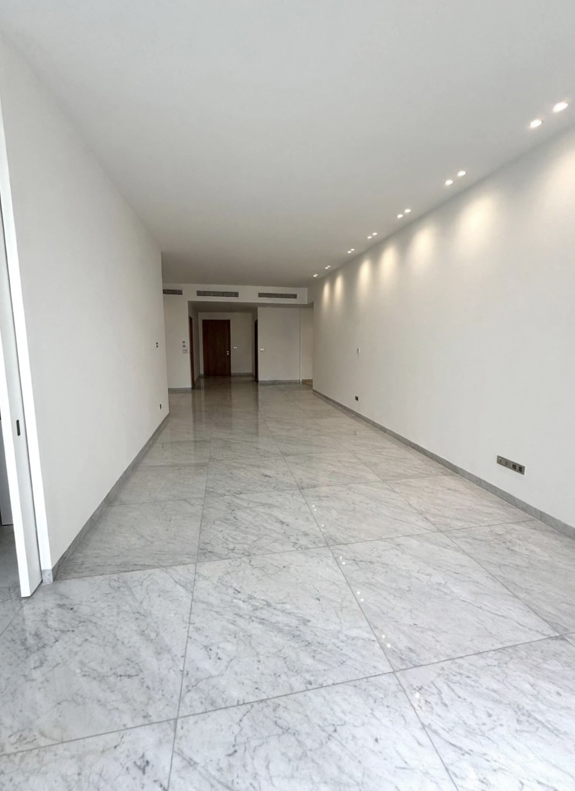 BEIRUT TERRACES | SMART LAYOUT | SPACIOUS | HIGH CEILING | MODERN | BEIRUT | DOWNTOWN | SOLIDERE | BEIRUT